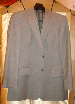 Продам костюм