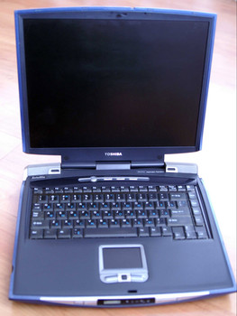 Ноутбук Toshiba Satellite 5205-S503 неисправный 2