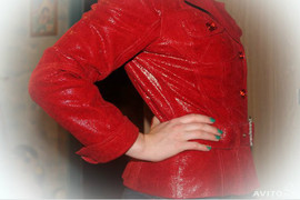 Куртка для девушки размер L