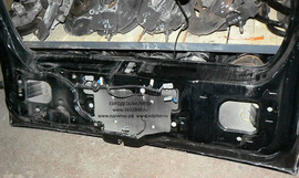 Крышка багажника Ford Explorer 3