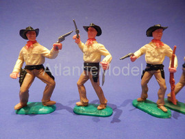 Солдатики 1/32 Timpo Ковбои Шестой набор 4 фигуры