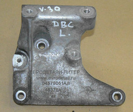 Кронштейн подвески двигателя левый 04578051AB Chrysler 300C 3.5