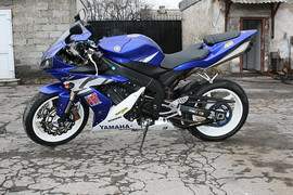 Продам мотоцикл Yamaha YZR – R1 2006 2
