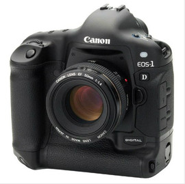 ОТЛИЧНЫЙ ФОТОАППАРАТ CANON EOS-1D (ПЕРВЫЙ MARK)