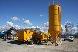 Б/У Мобильный бетонный завод SUMAB M-2200, 2008 года 3