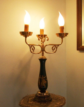Римская настольная фарфоровая лампа