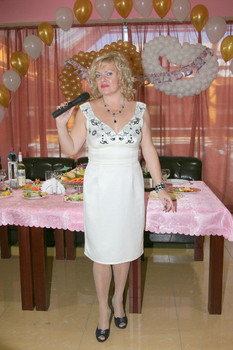 Ведущая ( Тамада ) + DJ. Праздники для Вас!