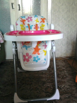 Детский стульчик для кормления