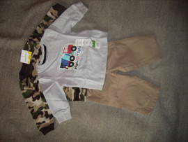 брюки, футболка, толстовка на мальчика 6-9 мес.