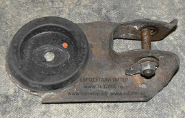 Кронштейн подвески 04743499AB 04743499AA Chrysler Pacifica