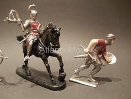 солдатики 1/32 Supreme Рыцари Черная лошадь TSSD 3