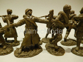 Солдатики 1/32 tssd Советская армия 16 фигур WWII