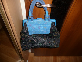 Продам сумку луис вьтон сине-черную за 120 руб.