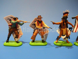 Солдатики 1/32 Britains Индейцы Ковбои Второй наб 3