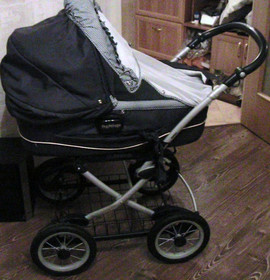 Продам коляску Peg-Perego