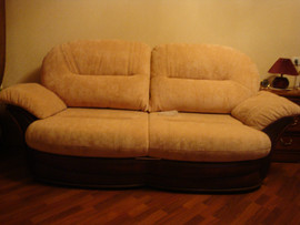Продам диван фабрика 8-го марта в хорошем состоянии