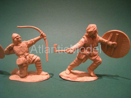 Солдатики 1/32 CONTE Викинги Три фигуры три позы 3