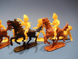 Солдатики 1/32 Hofler Ковбои Желтый цвет 7 фигур в 7 поз №6 6