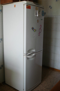 холодильник LG 5500р.
