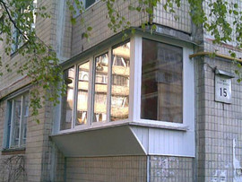 Окна пластиковые балконные блок.
