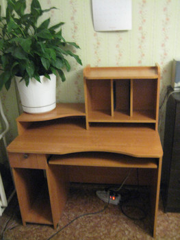 новый компьютерный стол