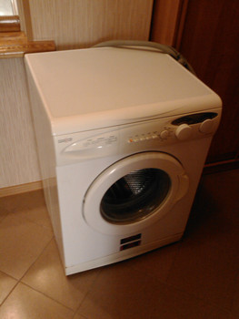 Продаю стиральную машину автомат