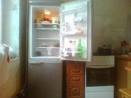 Продаю Холодильник 3