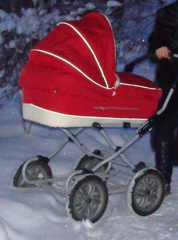 Продам коляску-люльку ,производитель Littletrek 2