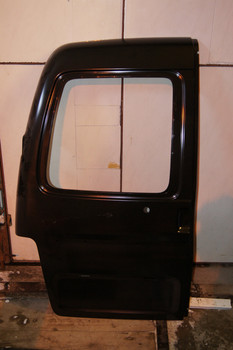 дверь задняя