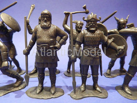 Солдатики 1/32 арк Моделс Викинги темно серый цвет 8