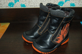 Зимние сапожки фирмы Вприпрыжку