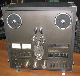 Катушечный магнитофон Technics RS-1500U с кейсом