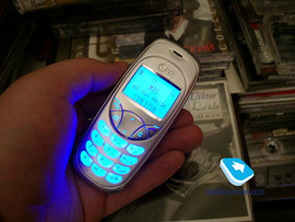 LG-B1300 - проостенький и любопытный аппарат! Продам за 400 рубл