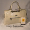 Стильная дизайнерская сумка из гладкой кожи от GUY LAROCHE