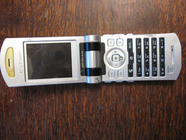 Sony Ericsson Z800 4
