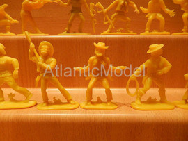 Солдатики 1/32 Hofler Ковбои Четвертый Желтый 28 9