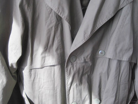 Плащ зеленоватого оттенка из 100 хлопка Размер 52 Новый