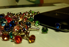 Заглушка для разъема наушников 3.5 мм