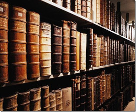 Распродажа книг в стиле фэнтази по 60 рублей