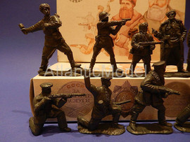 Солдатики 1/32 Басевич Партизаны ВОВ set 7