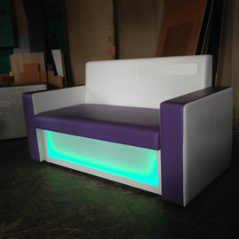 Диван с подсветкой