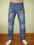 джинсы с клепками