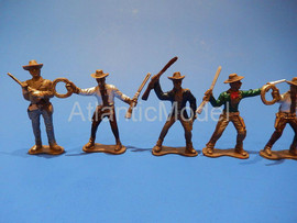Солдатики 1/32 ??? Ковбои пешие 8 фигур в 4 позах 3