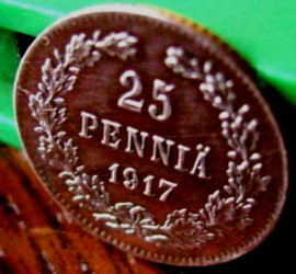 Редкая, серебряная монета 25 пенни 1917 года (корона). 3