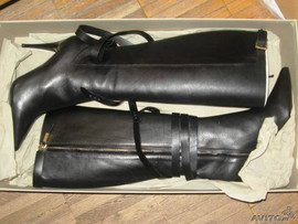Новые осенние сапоги Burberry 2