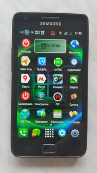 Samsung Galaxy S2 с функциональными аксессуарами