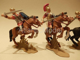 Солдатики 1/32 DSG Отряд конных римлян 4 шт 4 позы