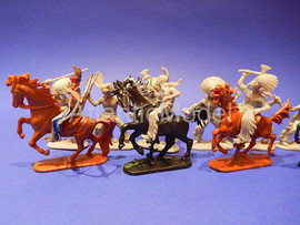 Солдатики 1/32 Hofler Индейцы Второй серый 10 шт