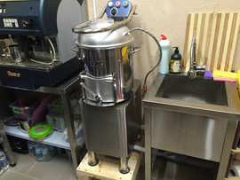 Продам картофелечистку 3