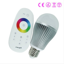 Светодиодная LED лампа RGB 6W с пультом управления